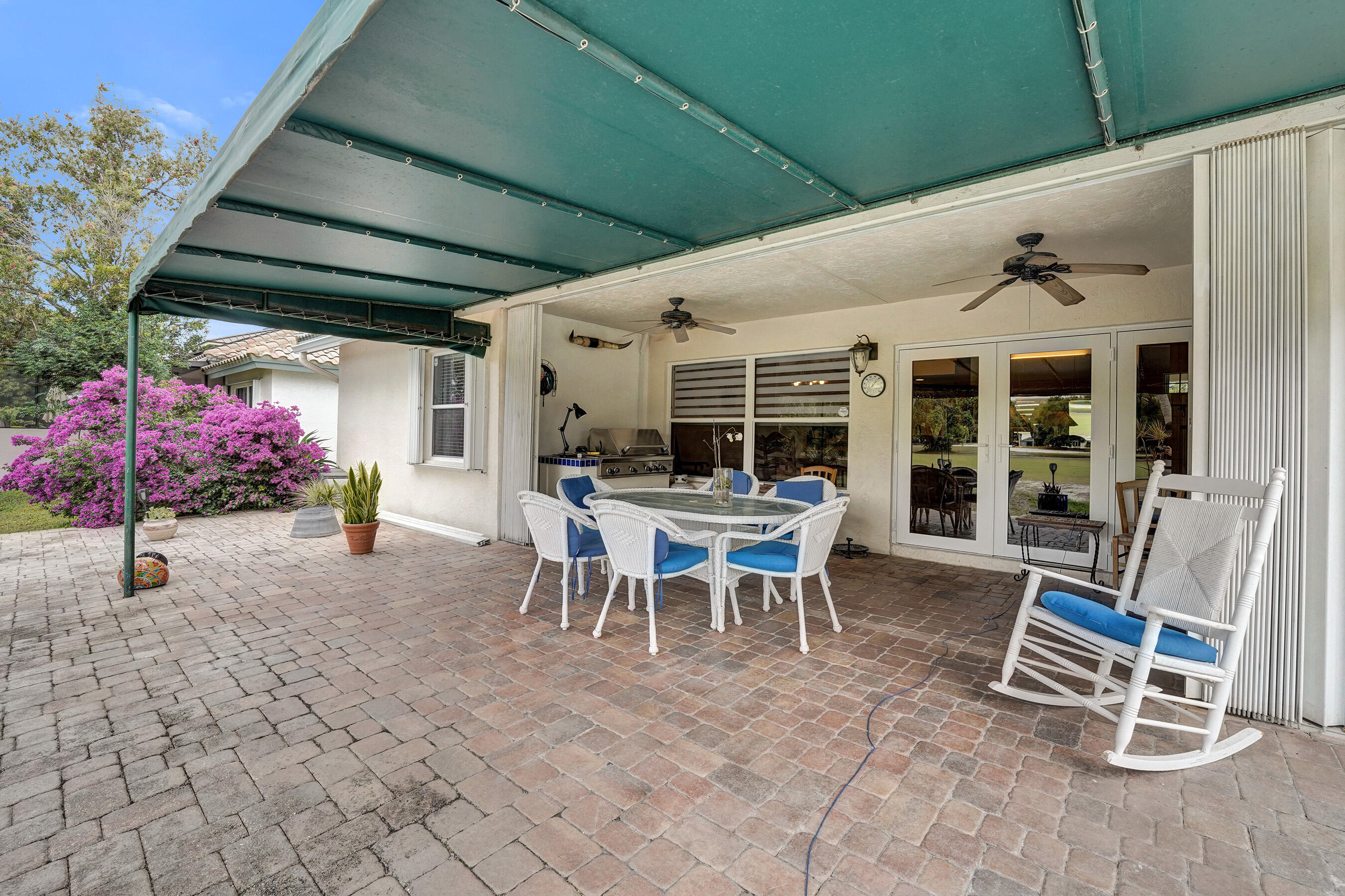 PALM AIRE OAKS COURSE ESTATES - Residential