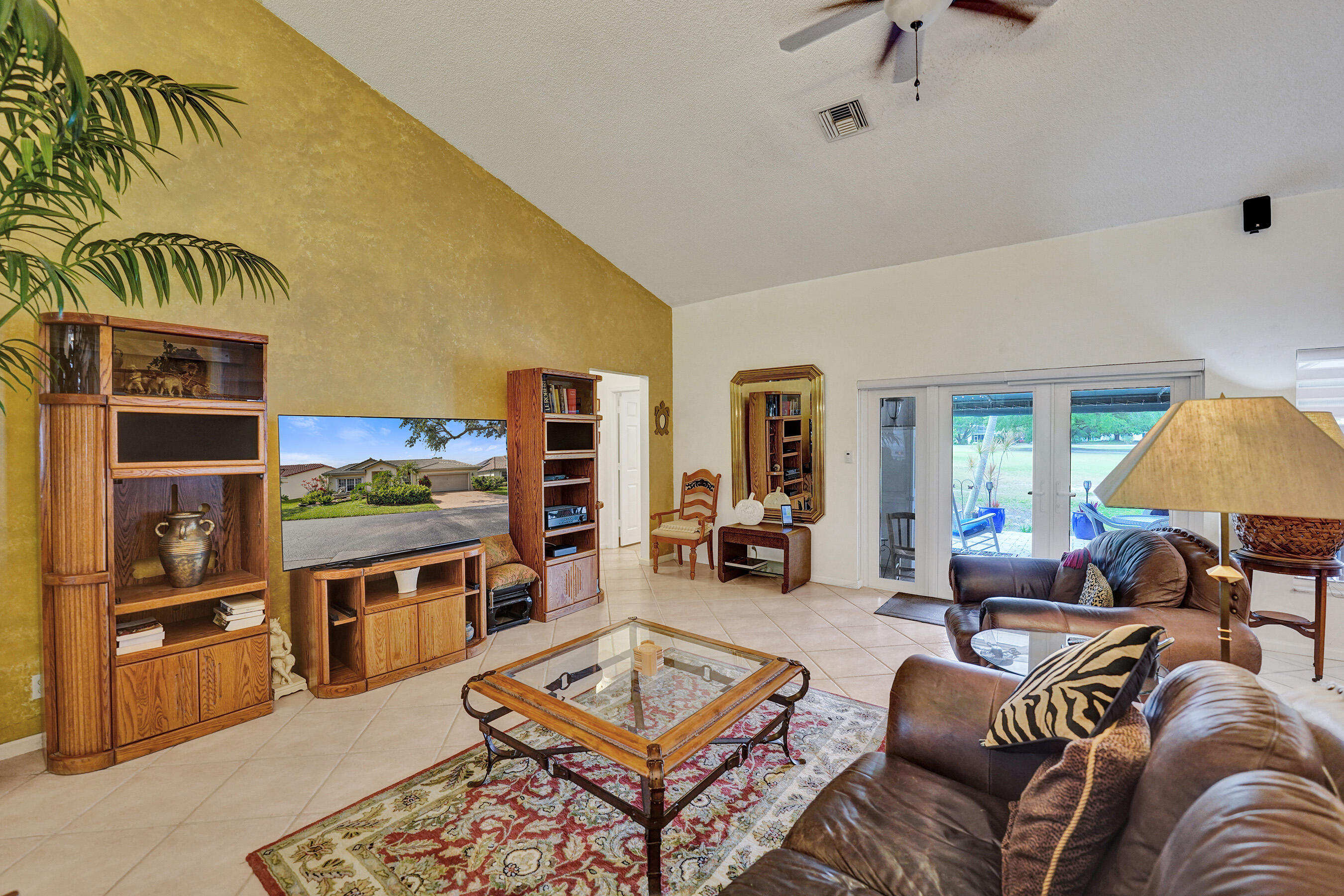 PALM AIRE OAKS COURSE ESTATES - Residential