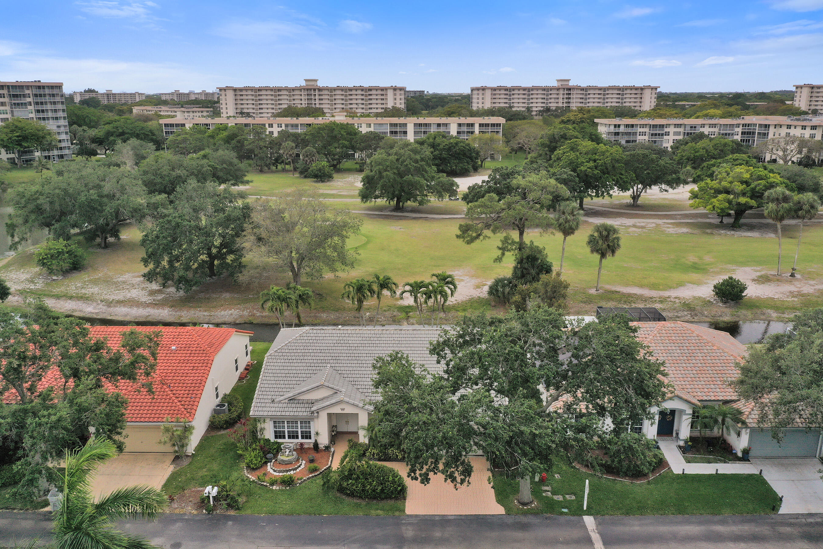 PALM AIRE OAKS COURSE ESTATES - Residential