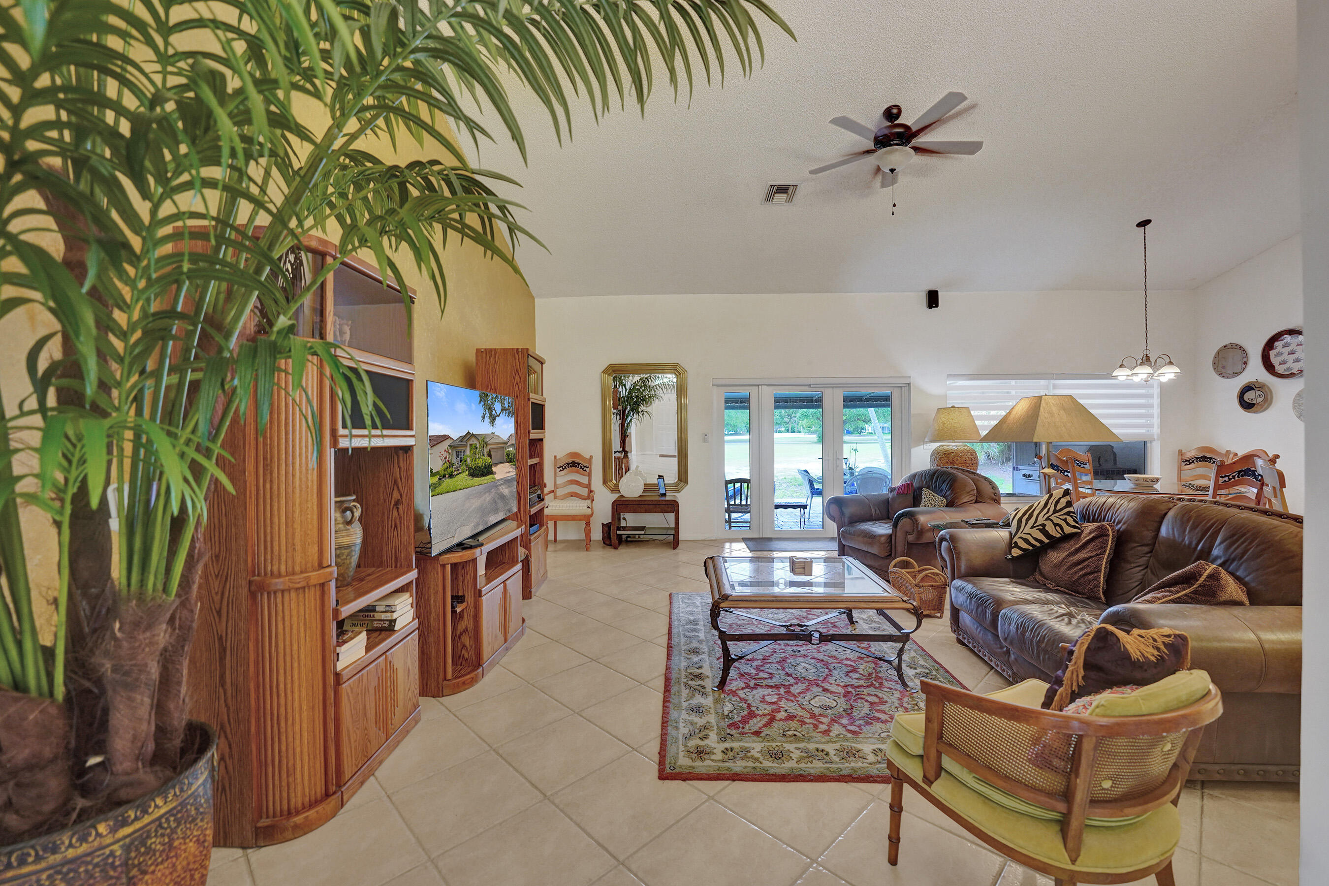 PALM AIRE OAKS COURSE ESTATES - Residential