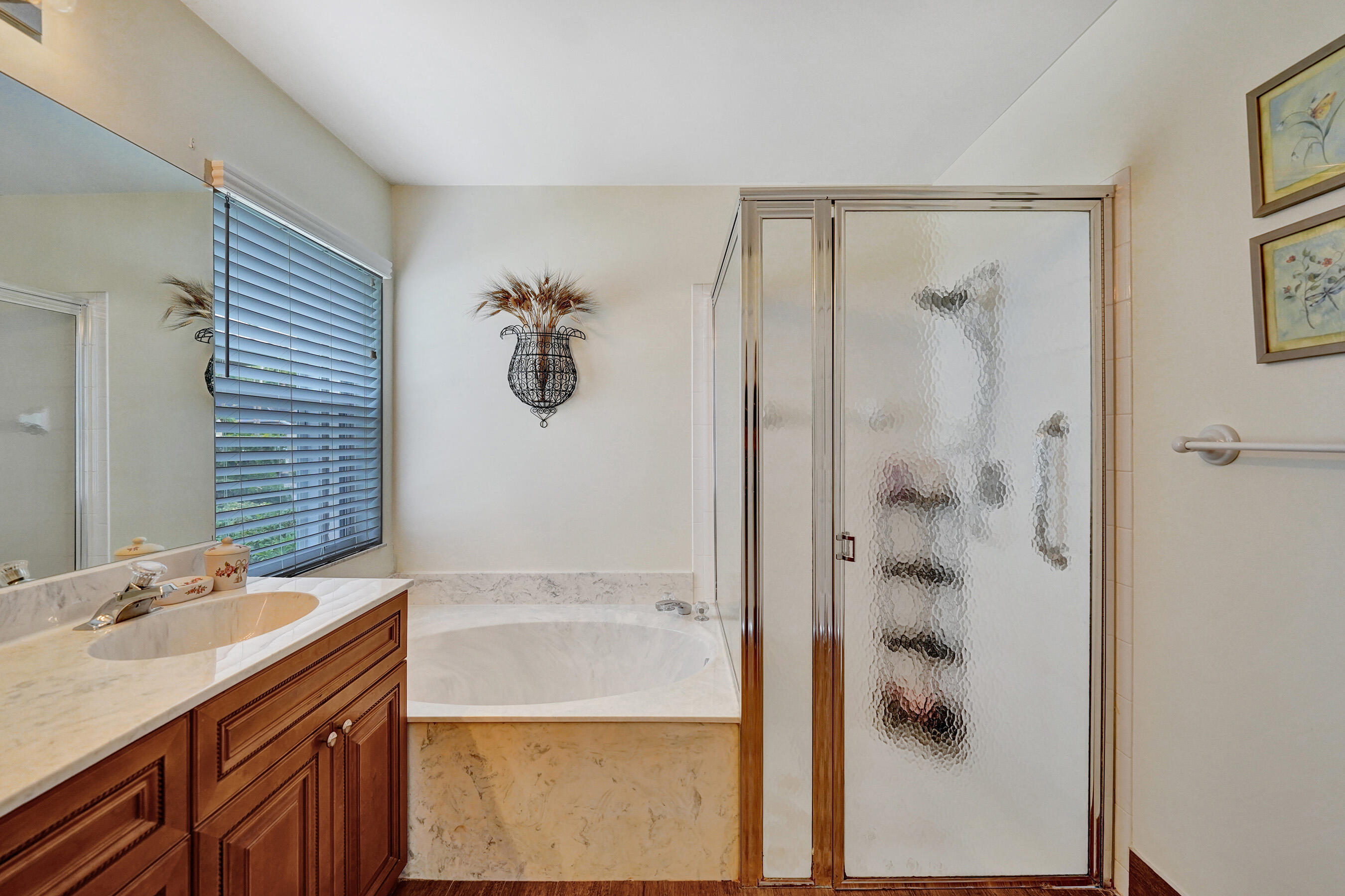 PALM AIRE OAKS COURSE ESTATES - Residential