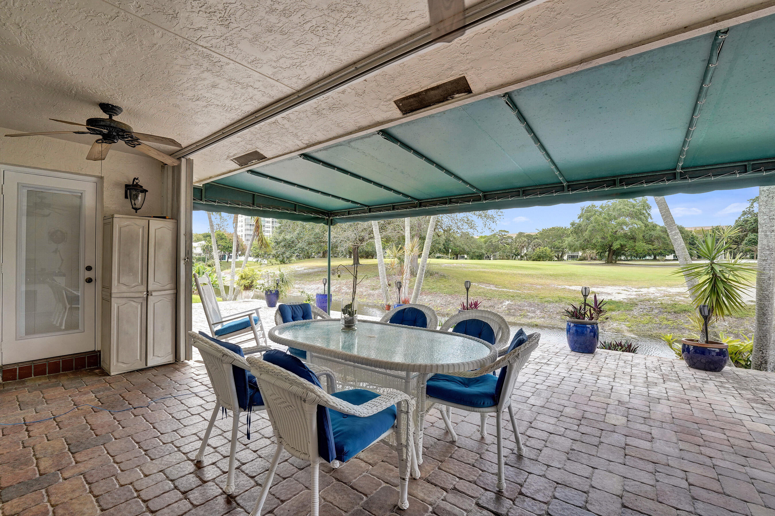 PALM AIRE OAKS COURSE ESTATES - Residential