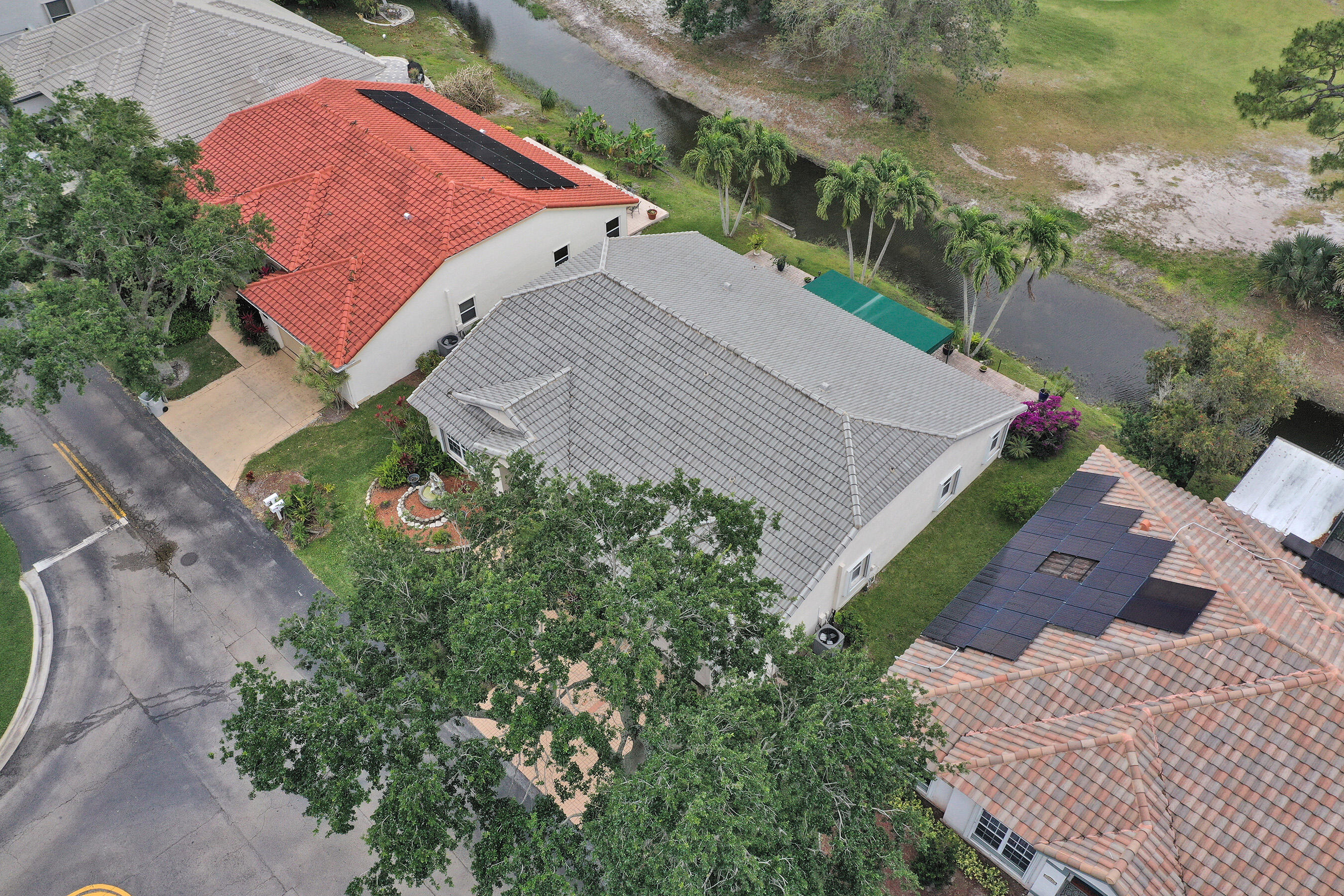 PALM AIRE OAKS COURSE ESTATES - Residential