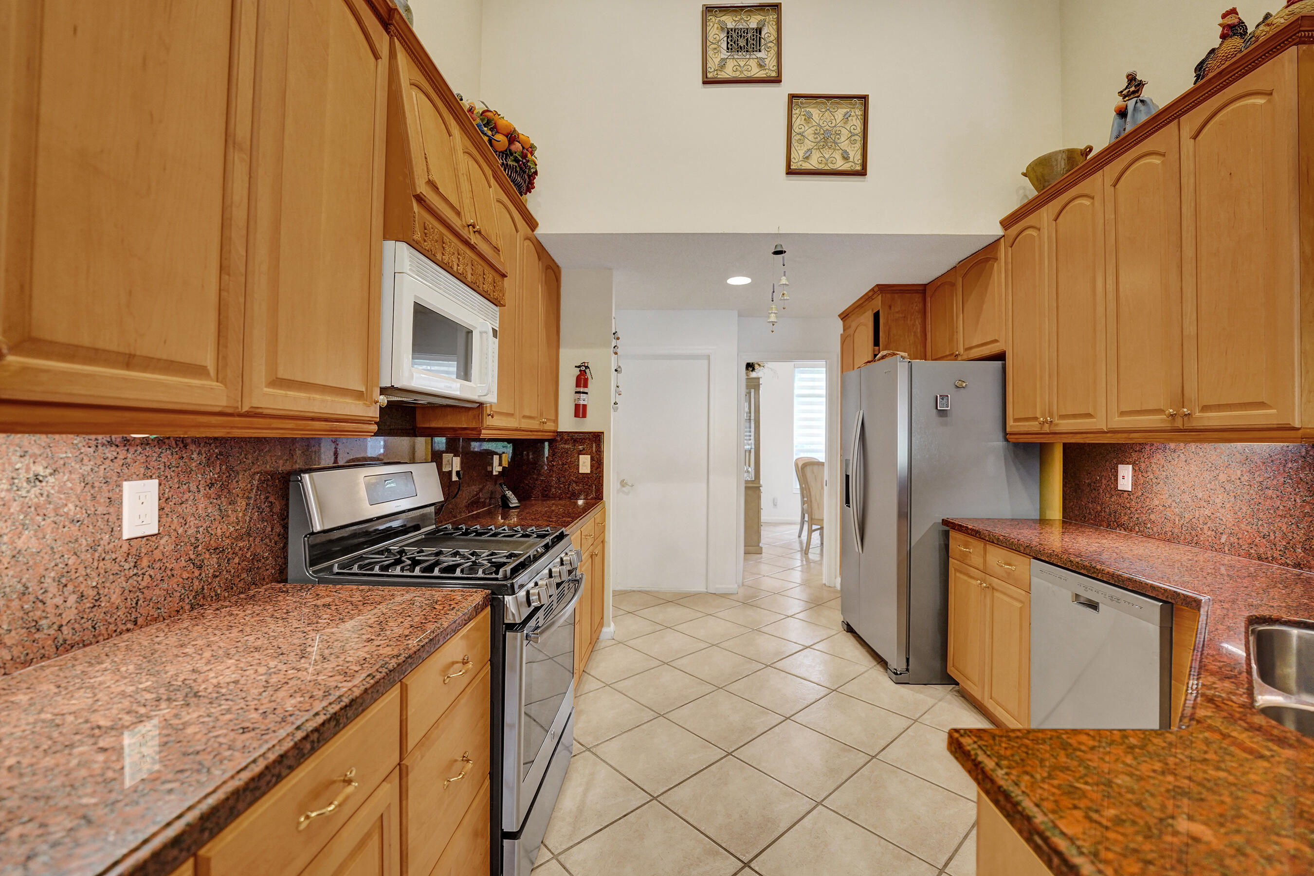 PALM AIRE OAKS COURSE ESTATES - Residential