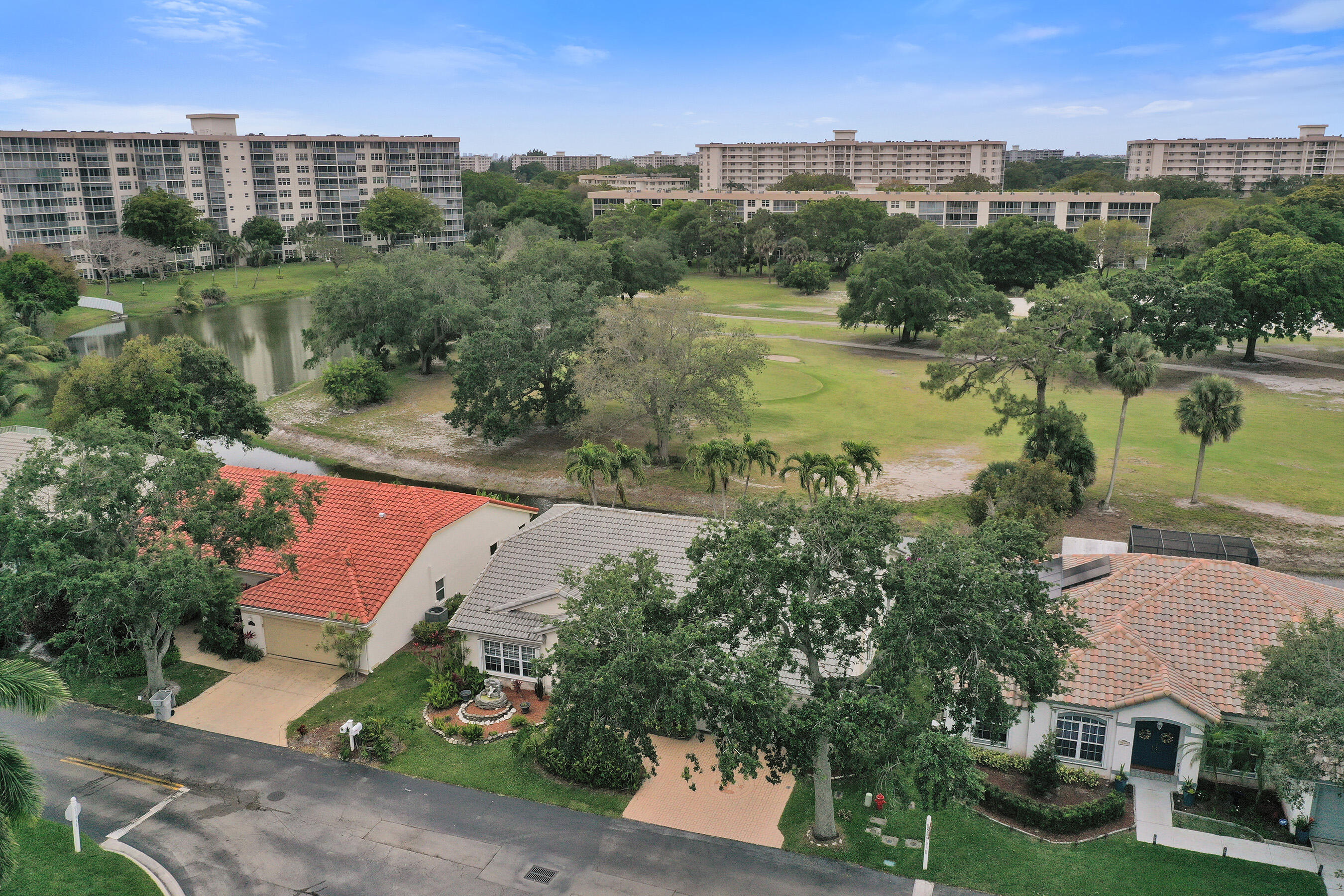 PALM AIRE OAKS COURSE ESTATES - Residential