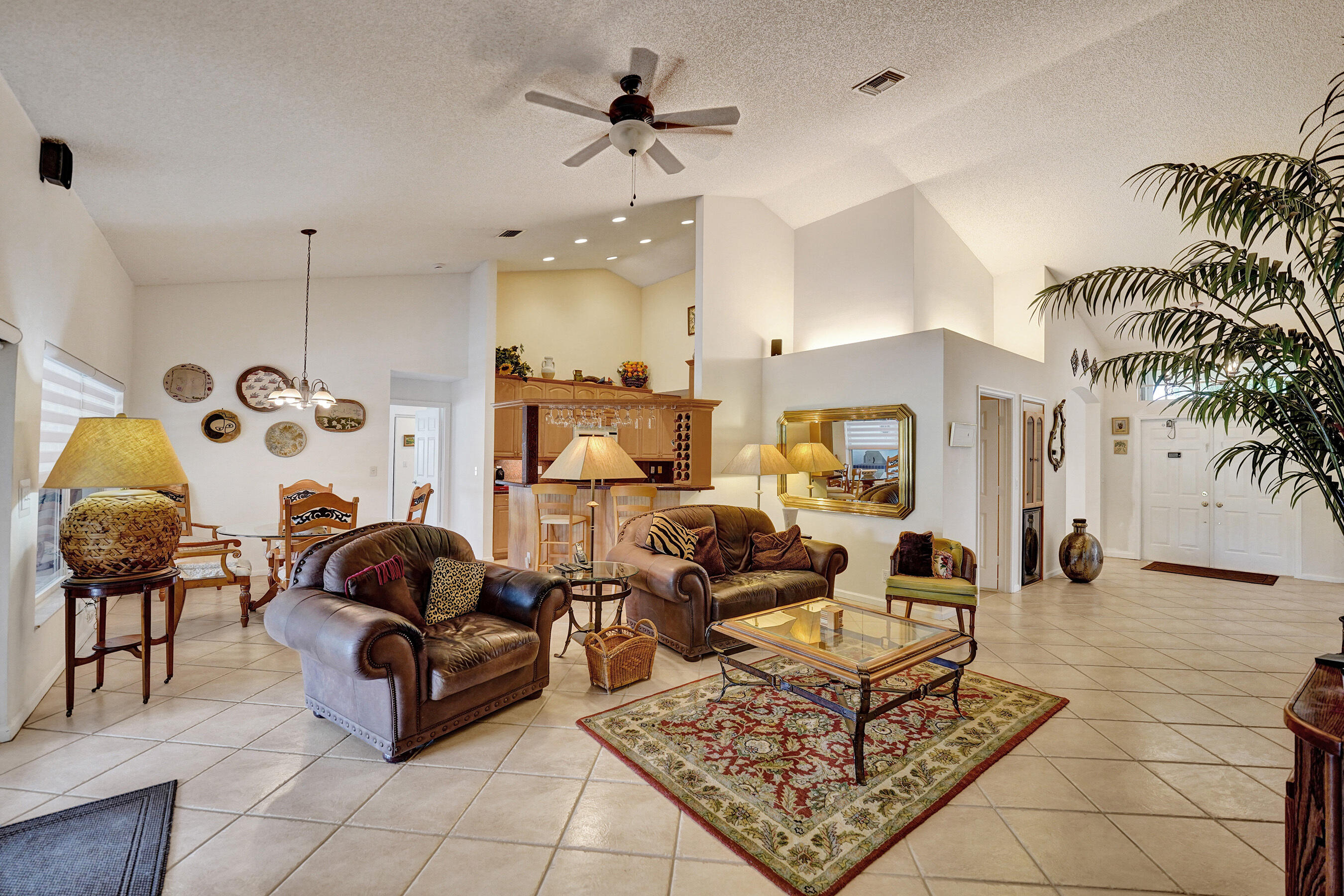 PALM AIRE OAKS COURSE ESTATES - Residential