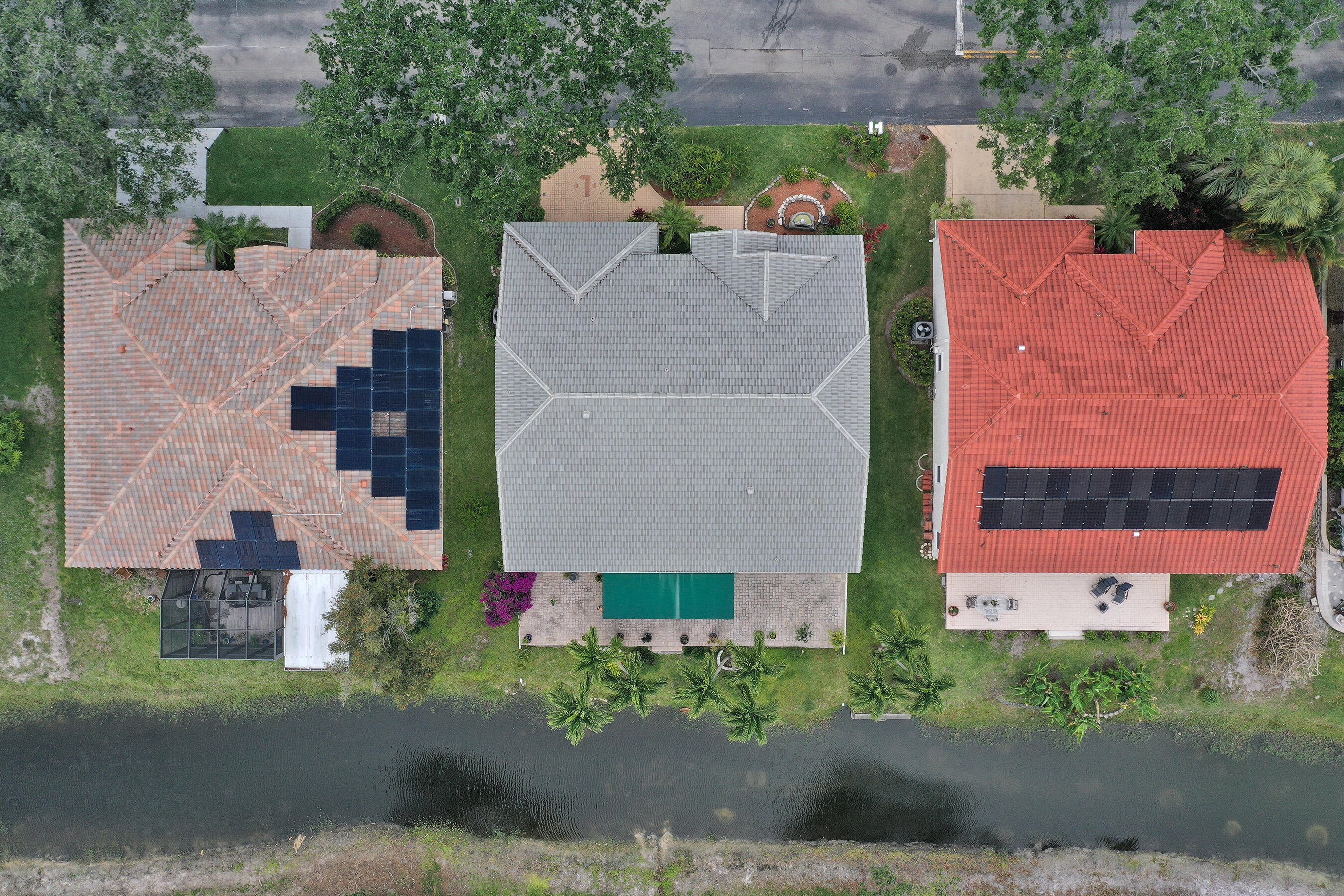 PALM AIRE OAKS COURSE ESTATES - Residential