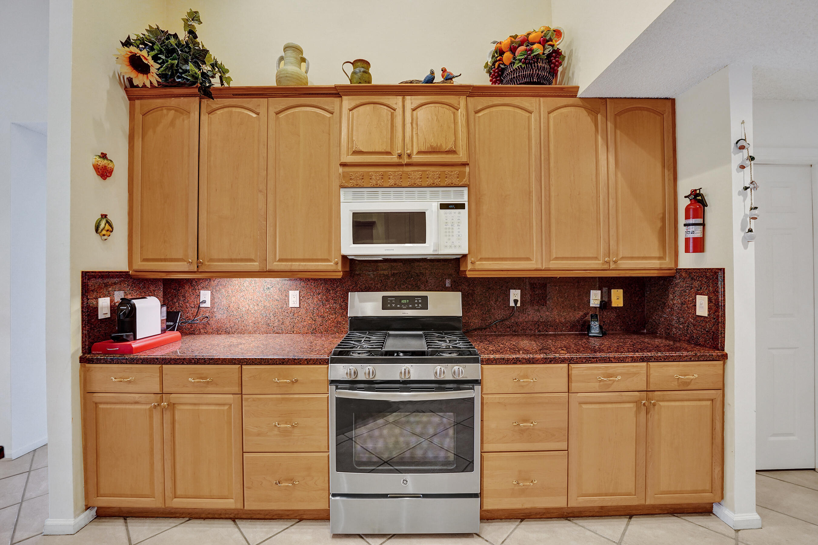 PALM AIRE OAKS COURSE ESTATES - Residential