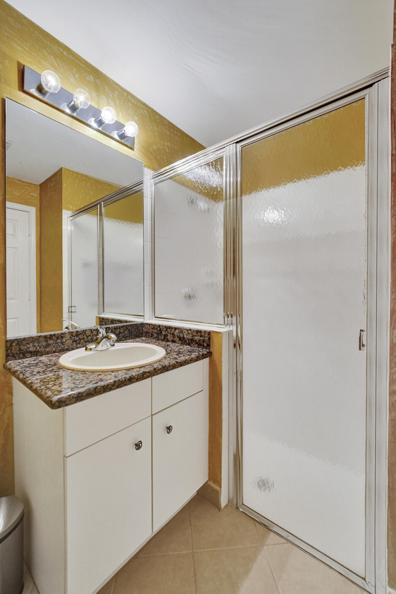 PALM AIRE OAKS COURSE ESTATES - Residential