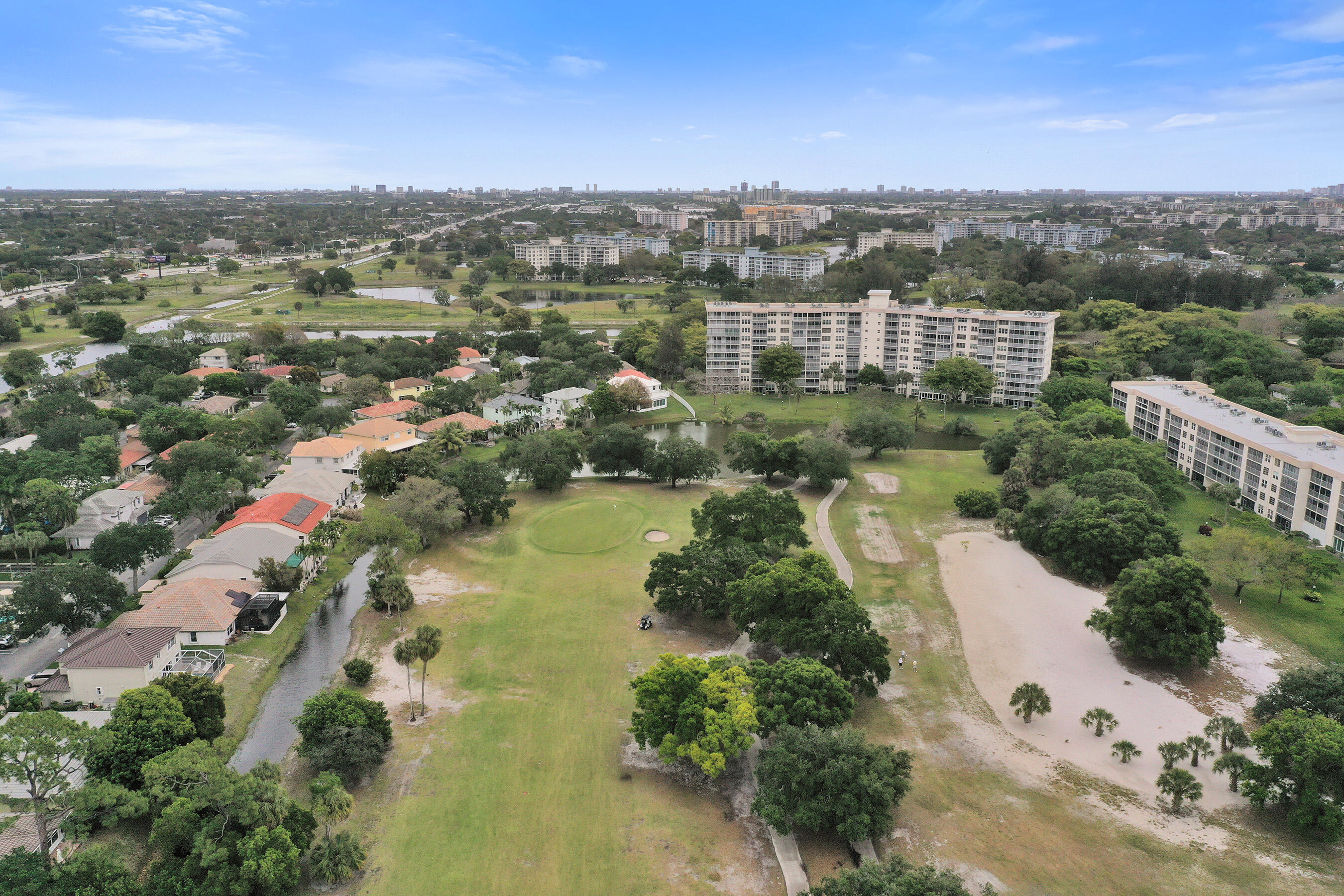 PALM AIRE OAKS COURSE ESTATES - Residential