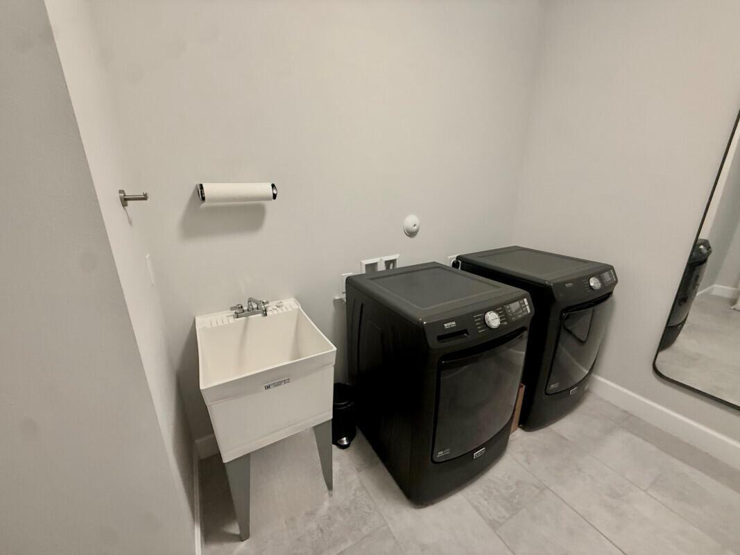 MAGNOLIA RIDGE - Residential