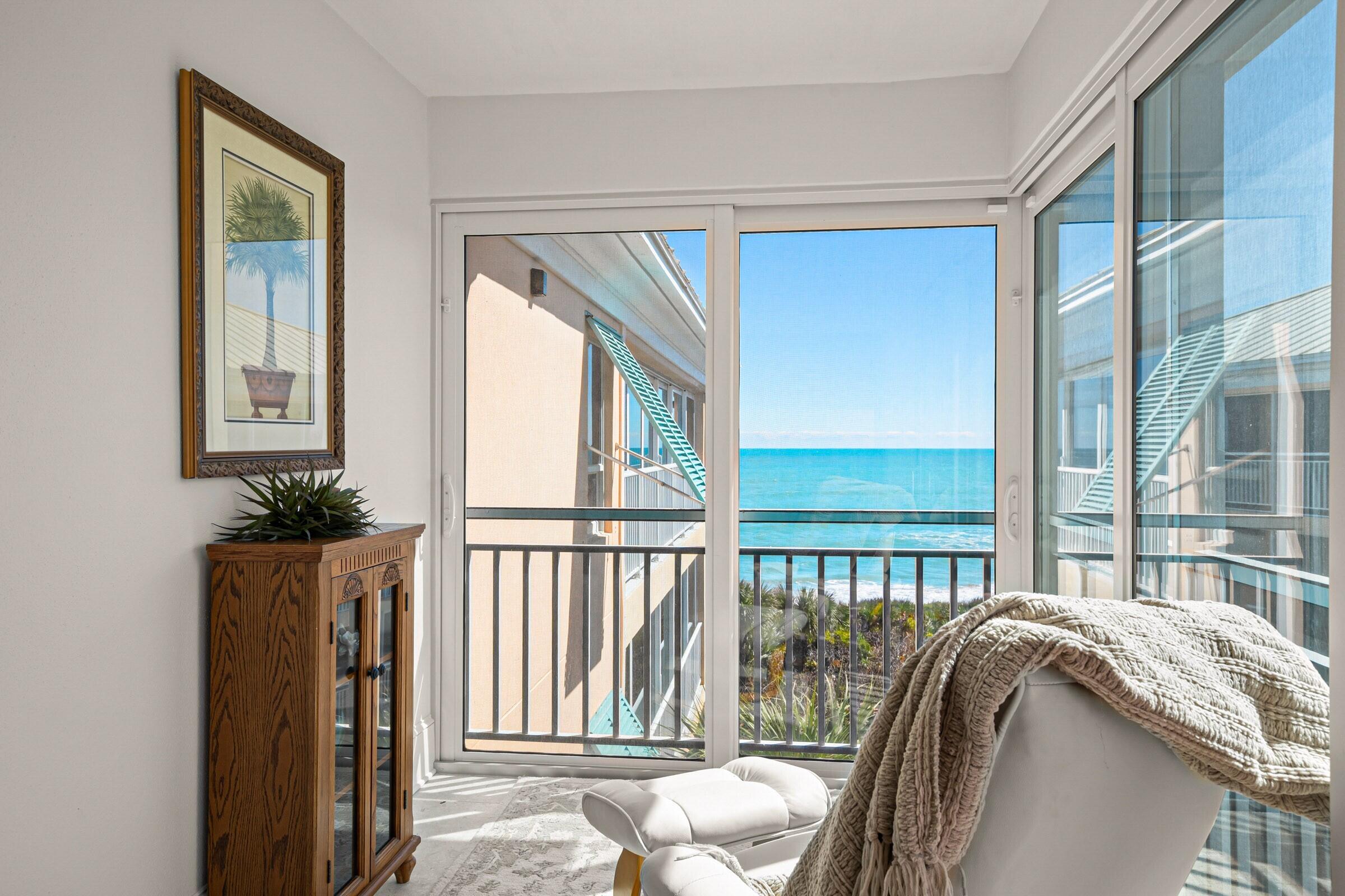 BEACH VILLAS AT SEA OAKS CONDO - Residential