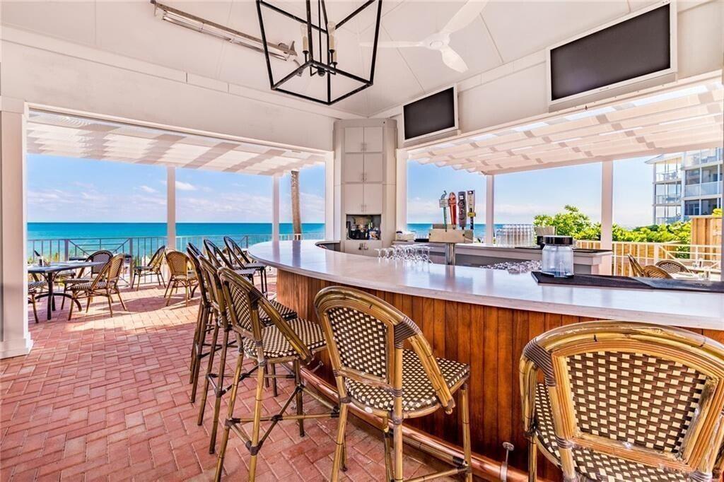 BEACH VILLAS AT SEA OAKS CONDO - Residential