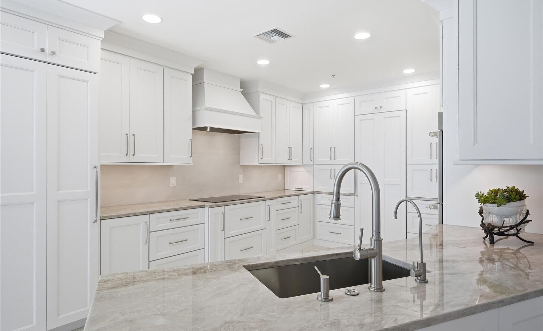 BEACH VILLAS AT SEA OAKS CONDO - Residential