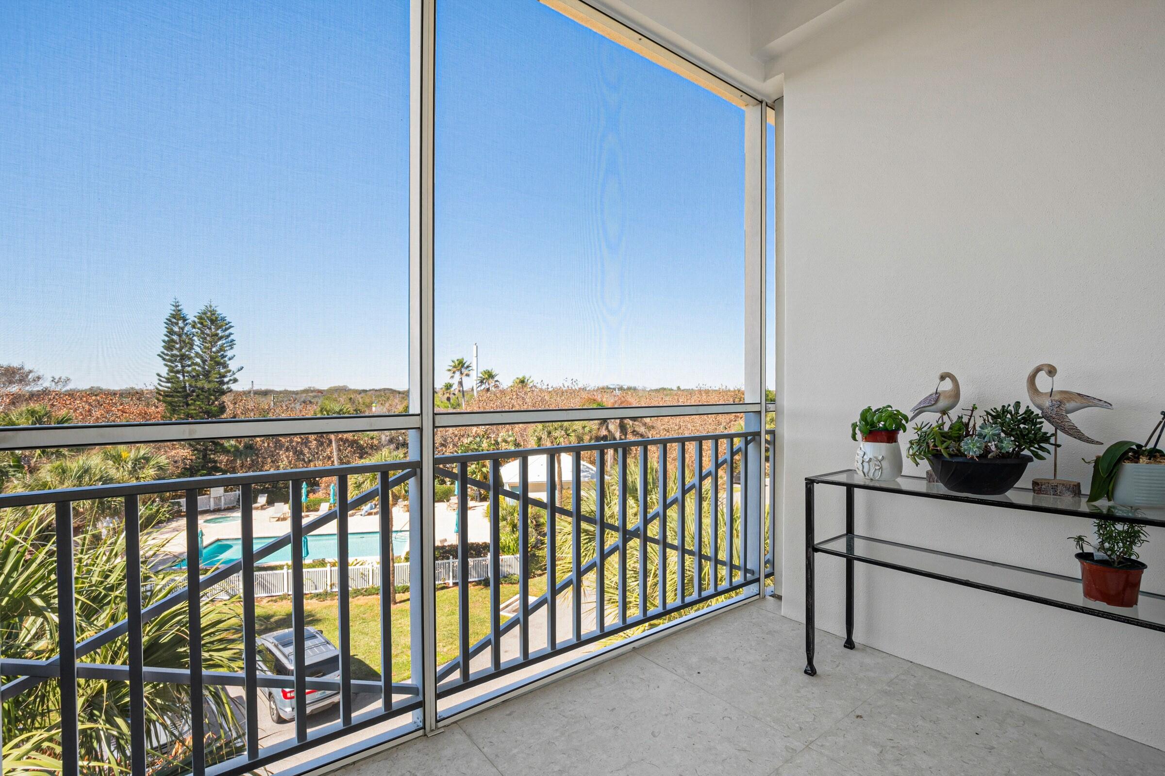 BEACH VILLAS AT SEA OAKS CONDO - Residential