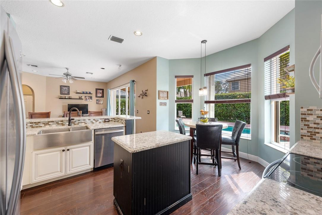 PARK PLACE/ WYNDHAM LAKES - Residential