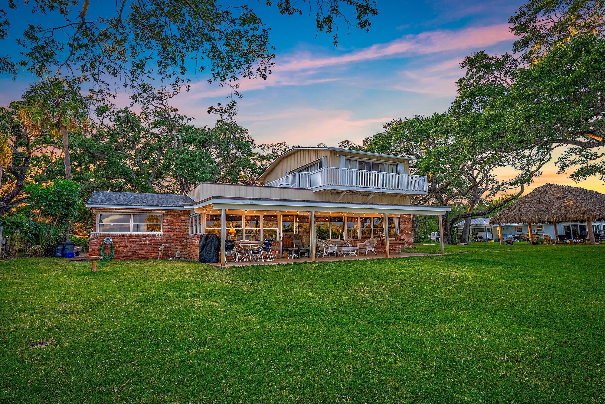 INTRACOASTAL PARK - Residential