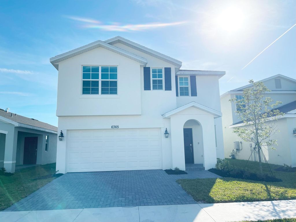 Photo of 6365 NW Leafmore Lane NW, Port Saint Lucie, FL 34987 (MLS # R10970287)