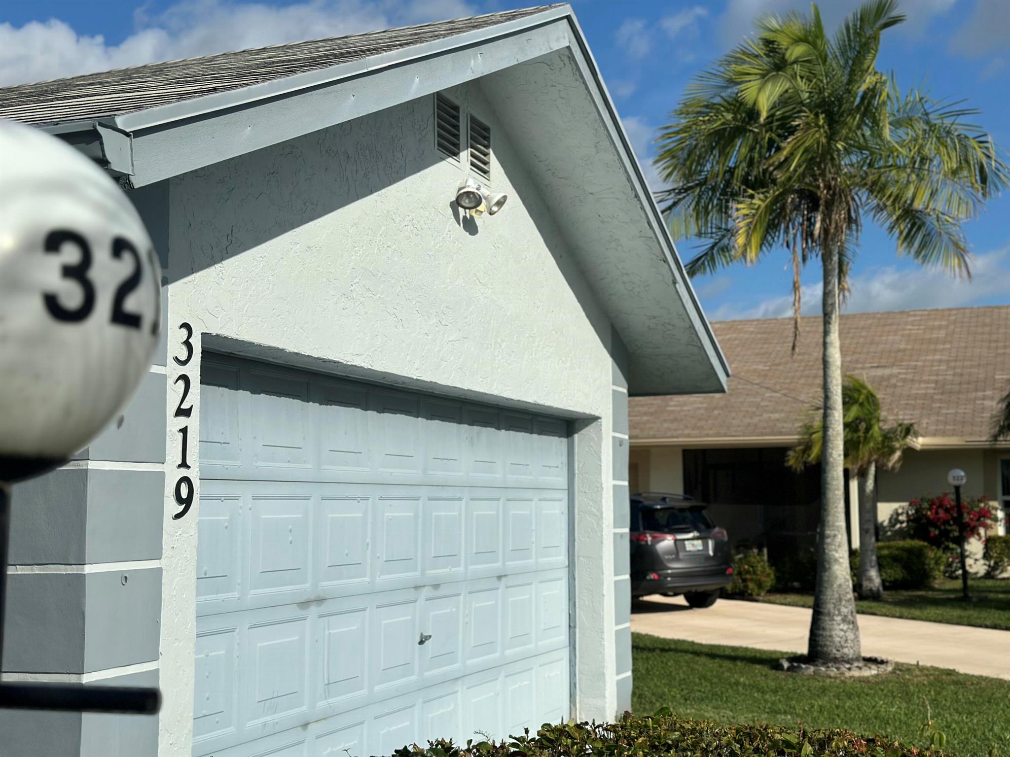 3219 Anthony Circle S