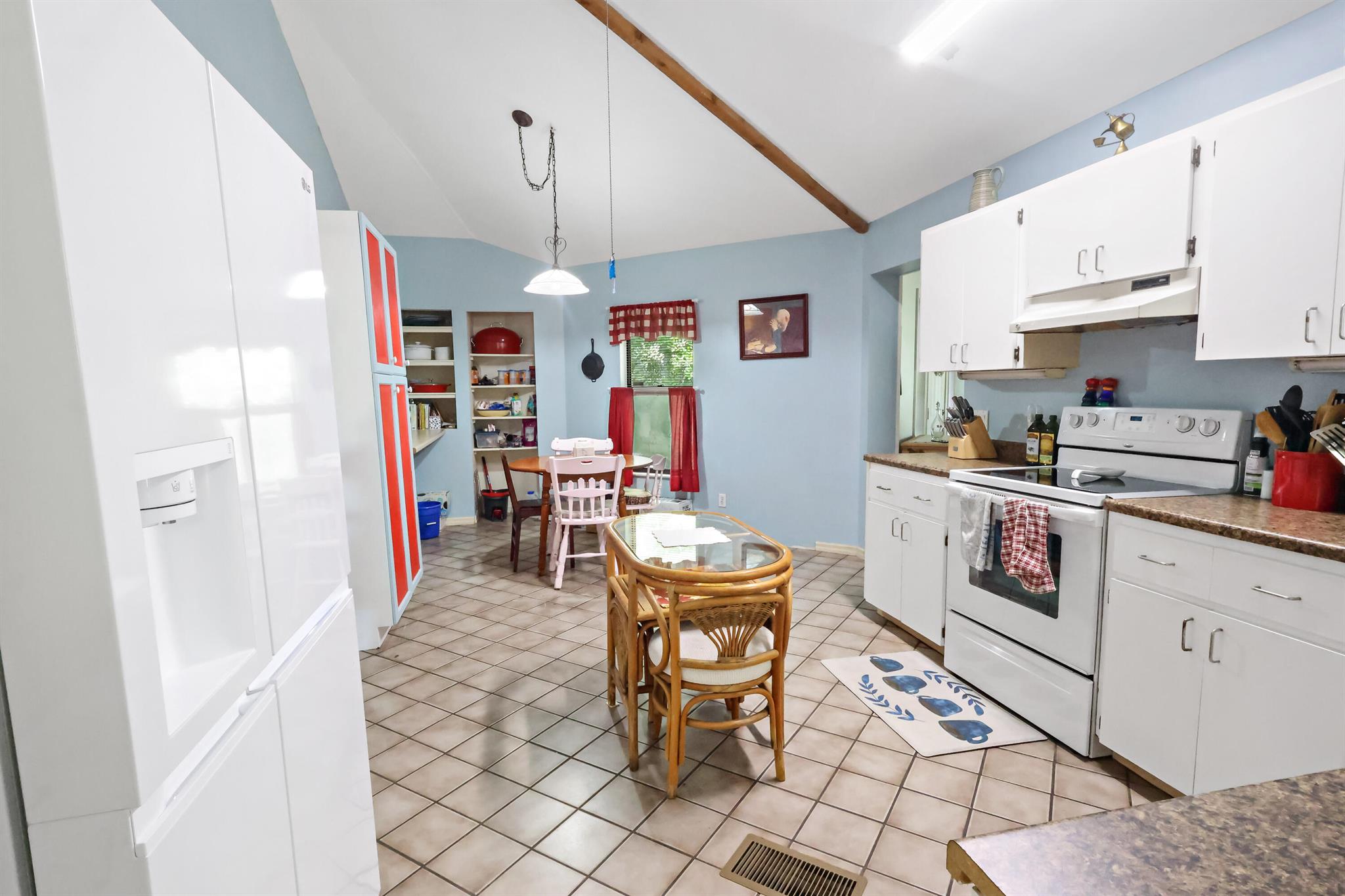 1466 SW 24th Avenue SW, Vero Beach, FL, 32962/$240,000 3 1466 SW 24th Avenue SW