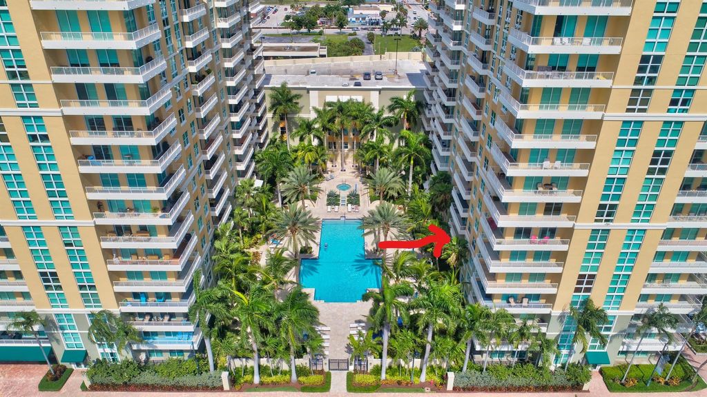 Photo of 700 E Boynton Beach Boulevard #203, Boynton Beach, FL 33435 (MLS # R11078746)