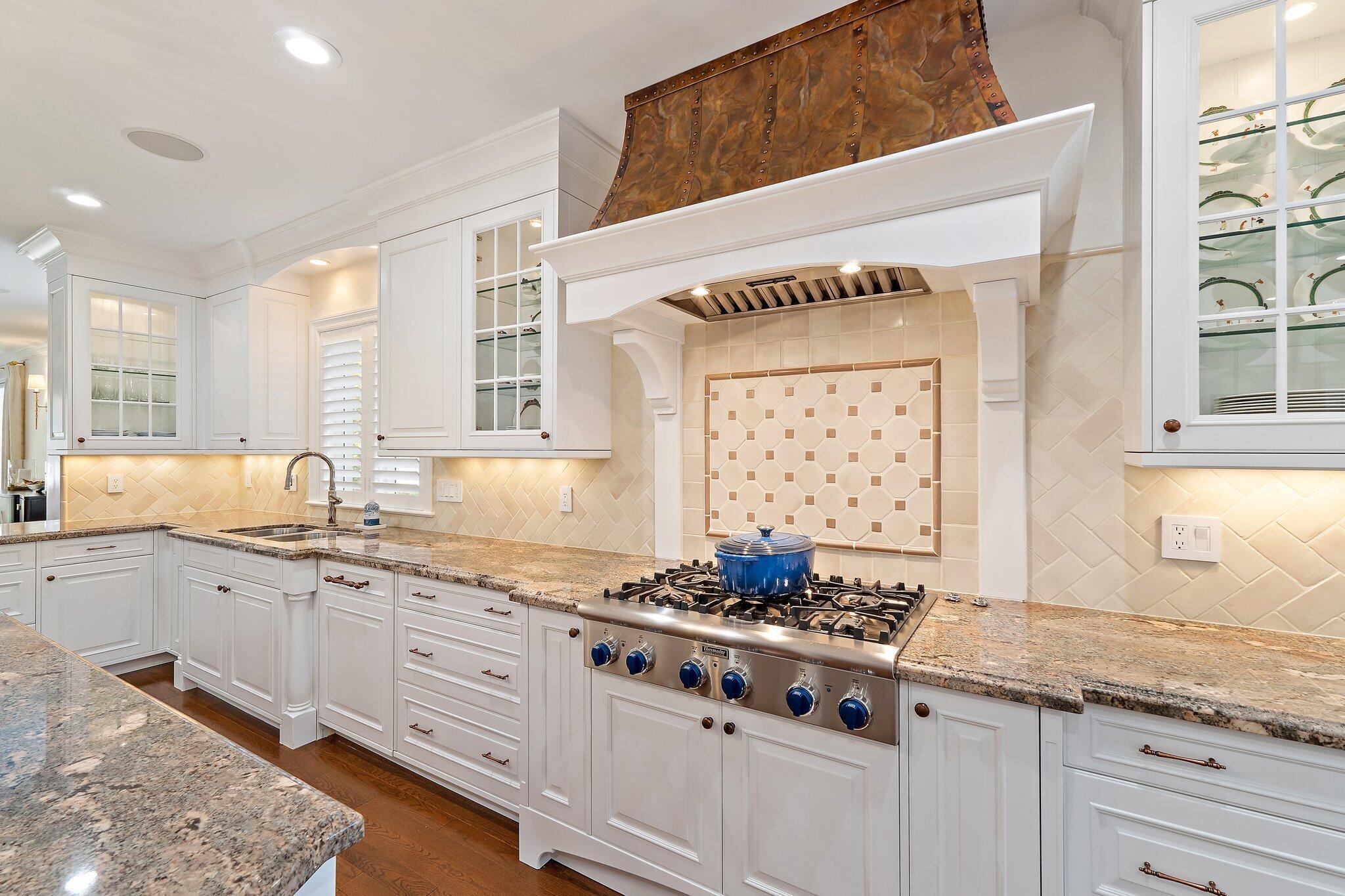 Jupiter Hills - Residential