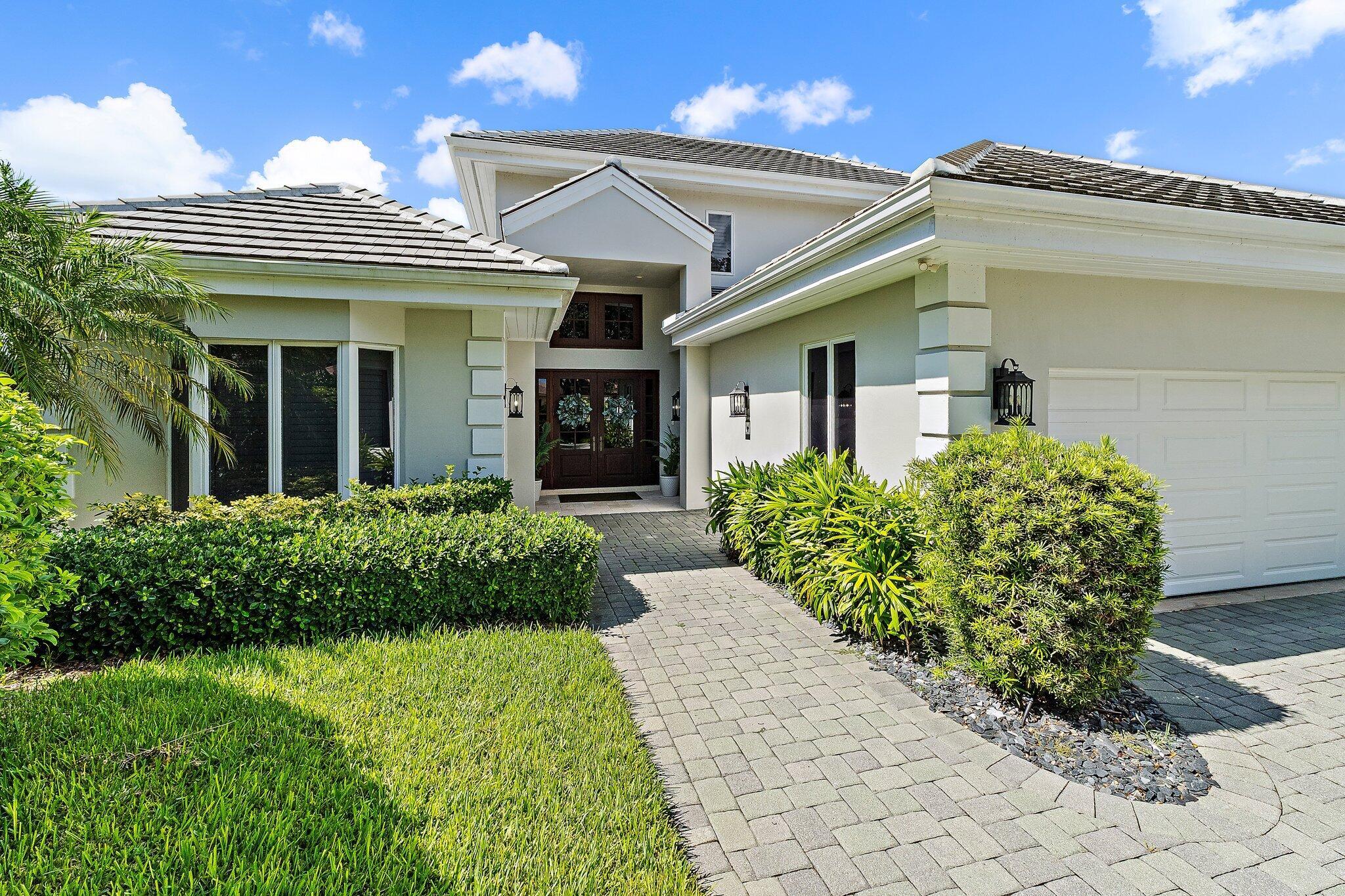 12062 SE Prestwick Terrace, Jupiter, FL, 33469/$3,199,000 1 12062 SE Prestwick Terrace