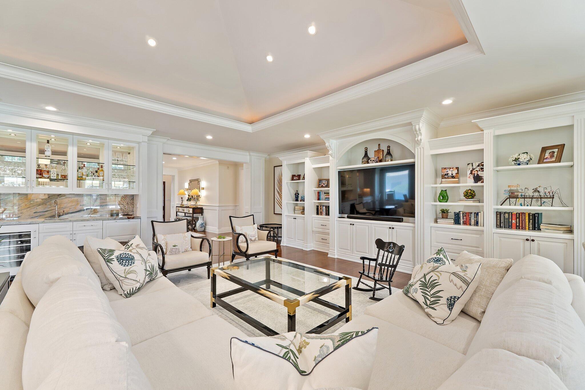 Jupiter Hills - Residential