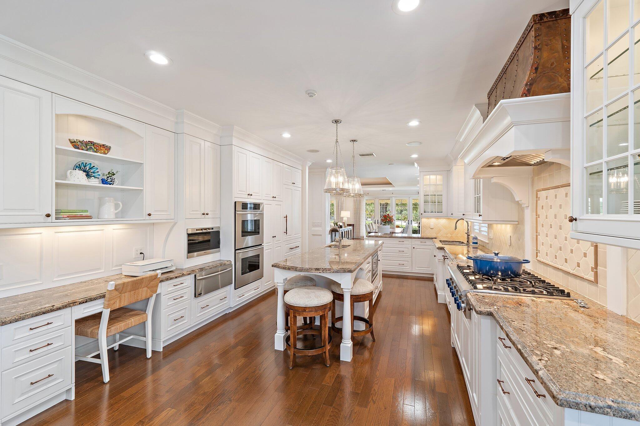 Jupiter Hills - Residential