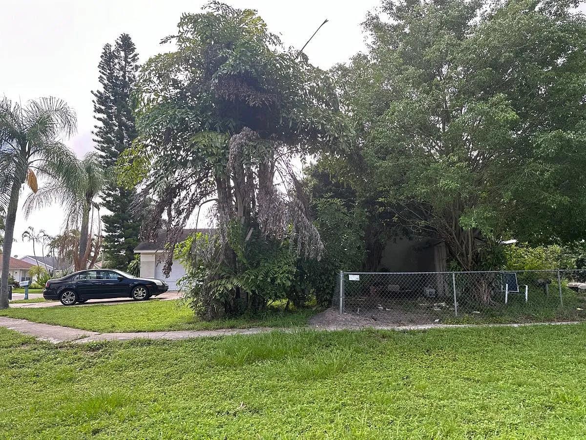 5454 River Plantation Rd
