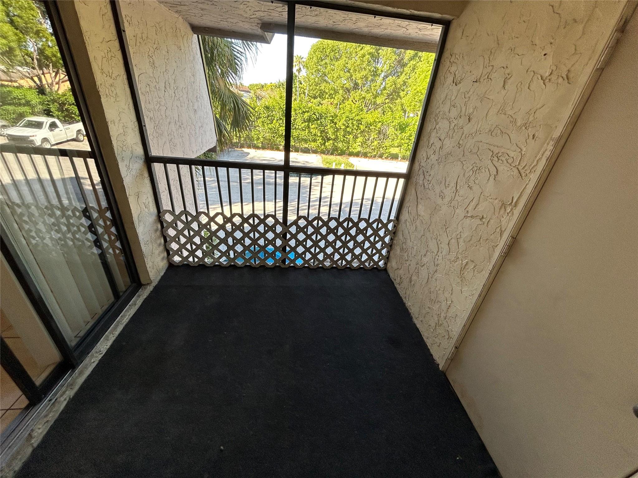 Grenadier Lakes At Welleb - Residential Lease