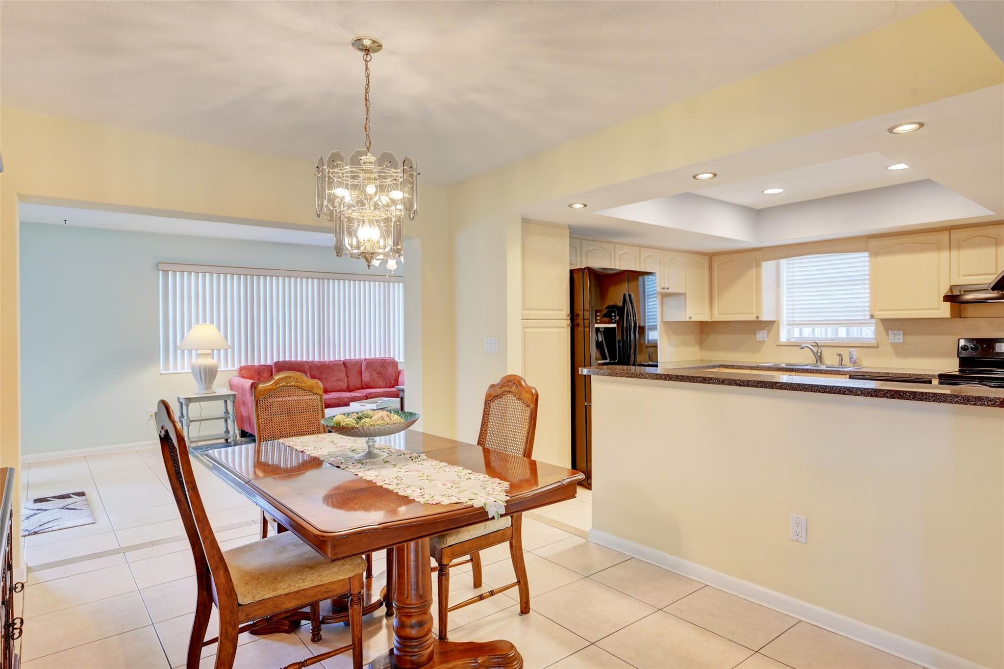 Pembroke Lakes Sec 1 76-4 - Residential