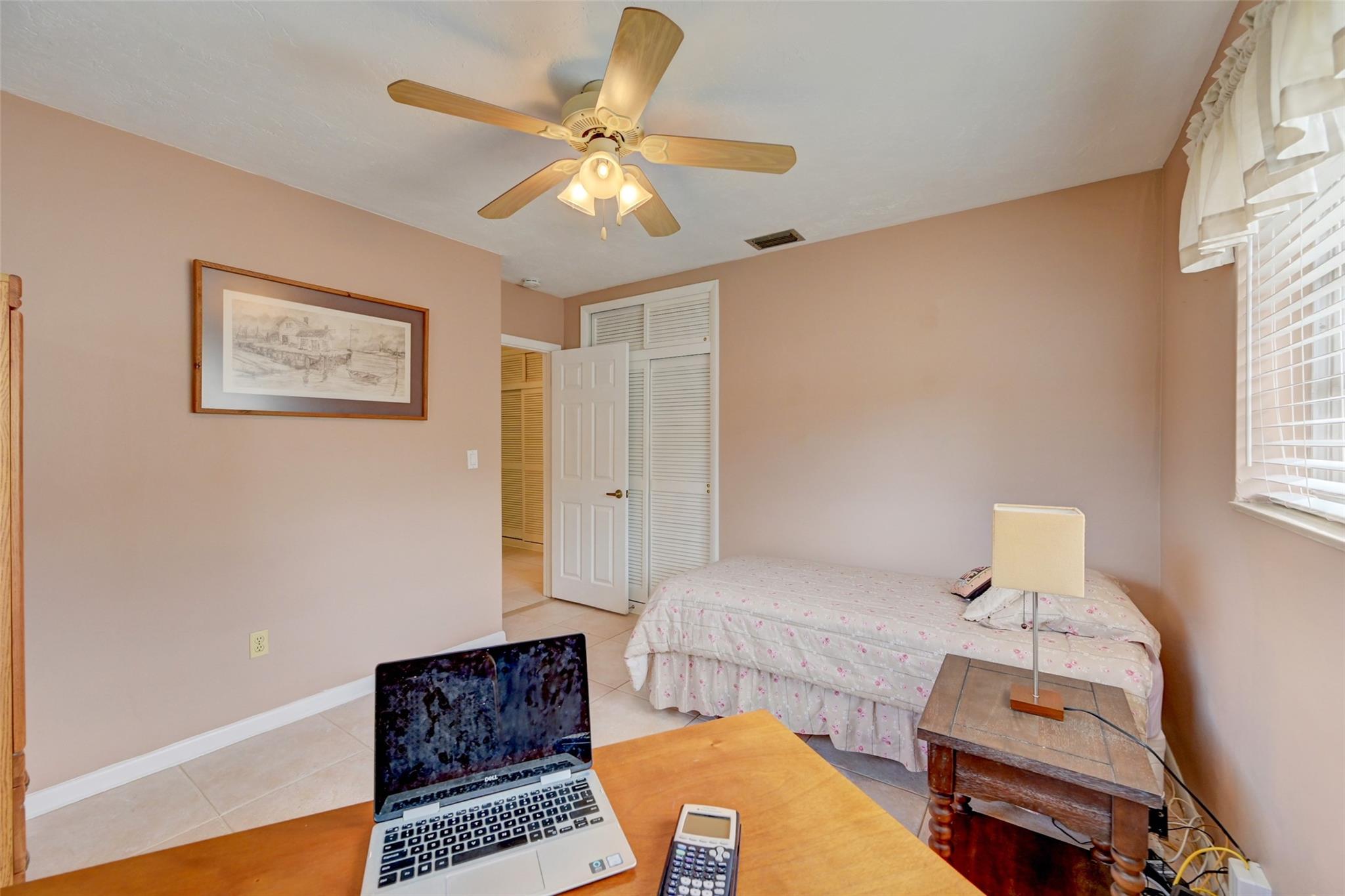 Pembroke Lakes Sec 1 76-4 - Residential
