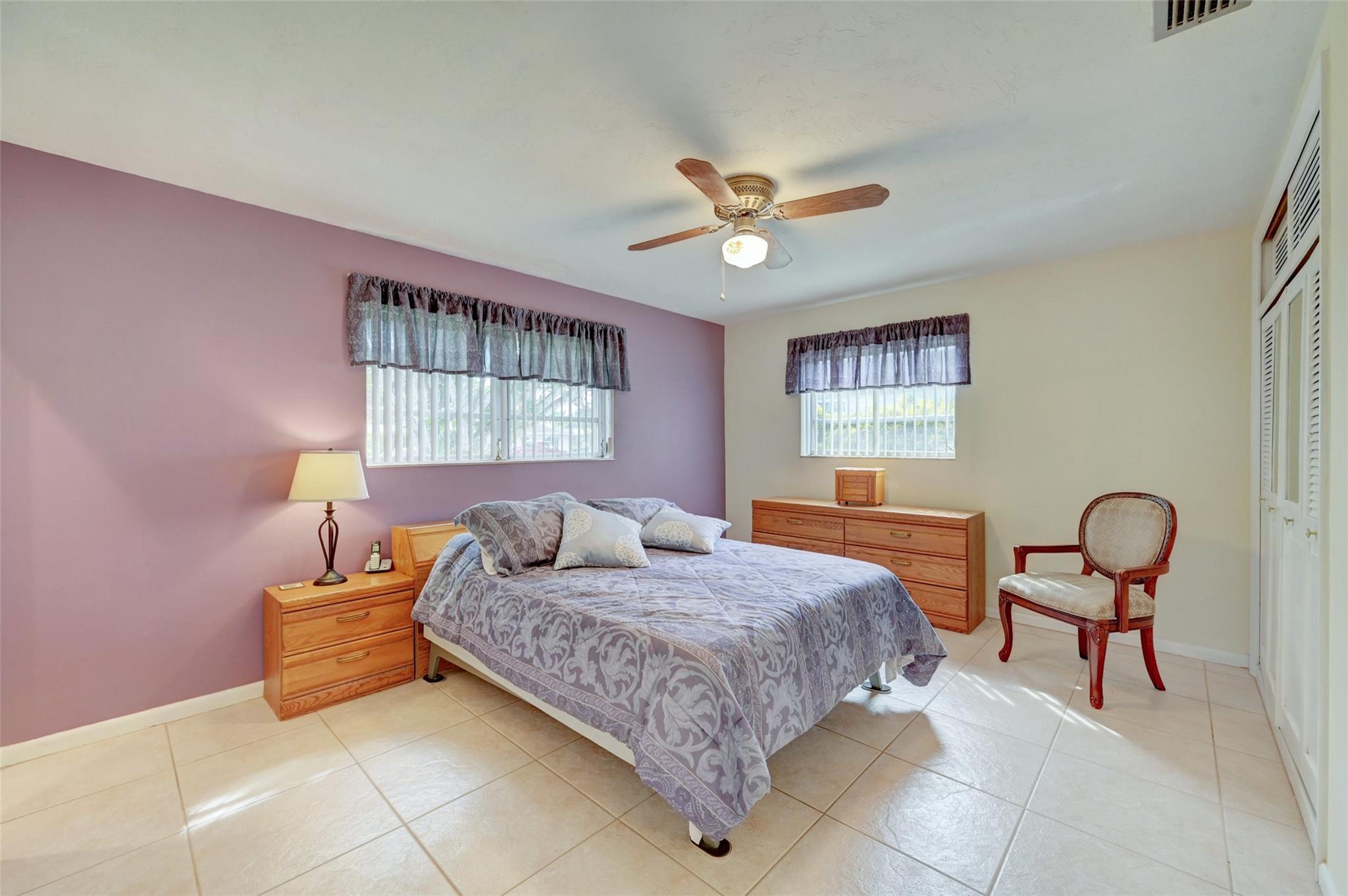Pembroke Lakes Sec 1 76-4 - Residential