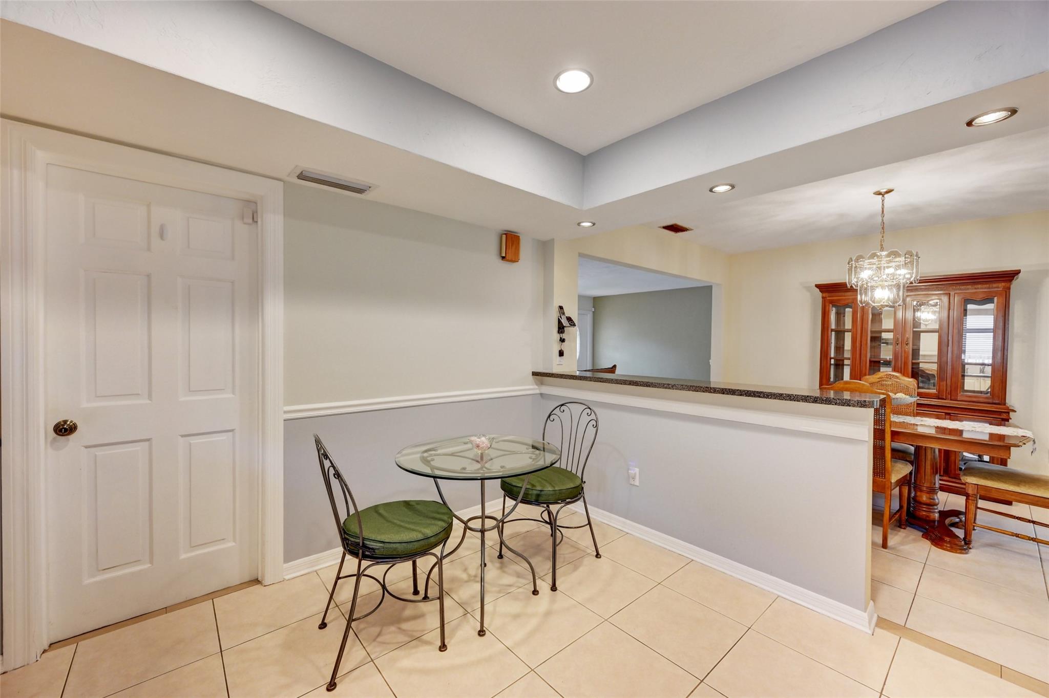 Pembroke Lakes Sec 1 76-4 - Residential