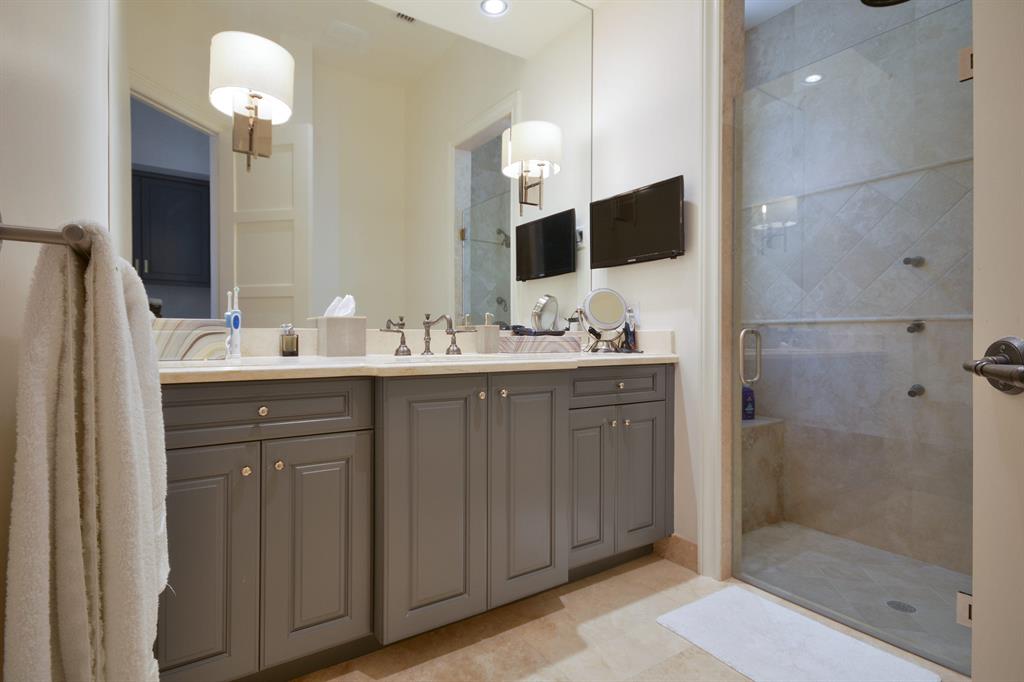 ST ANDREWS COUNTRY CLUB - Residential