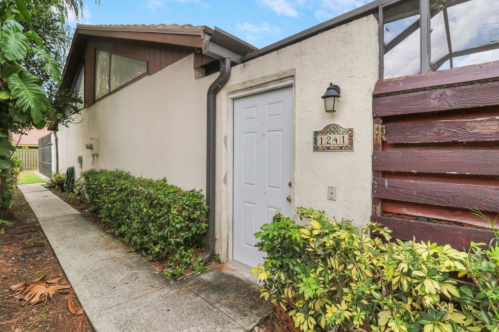 Photo of 1241 Periwinkle Place, Wellington, FL 33414 (MLS # R10990527)