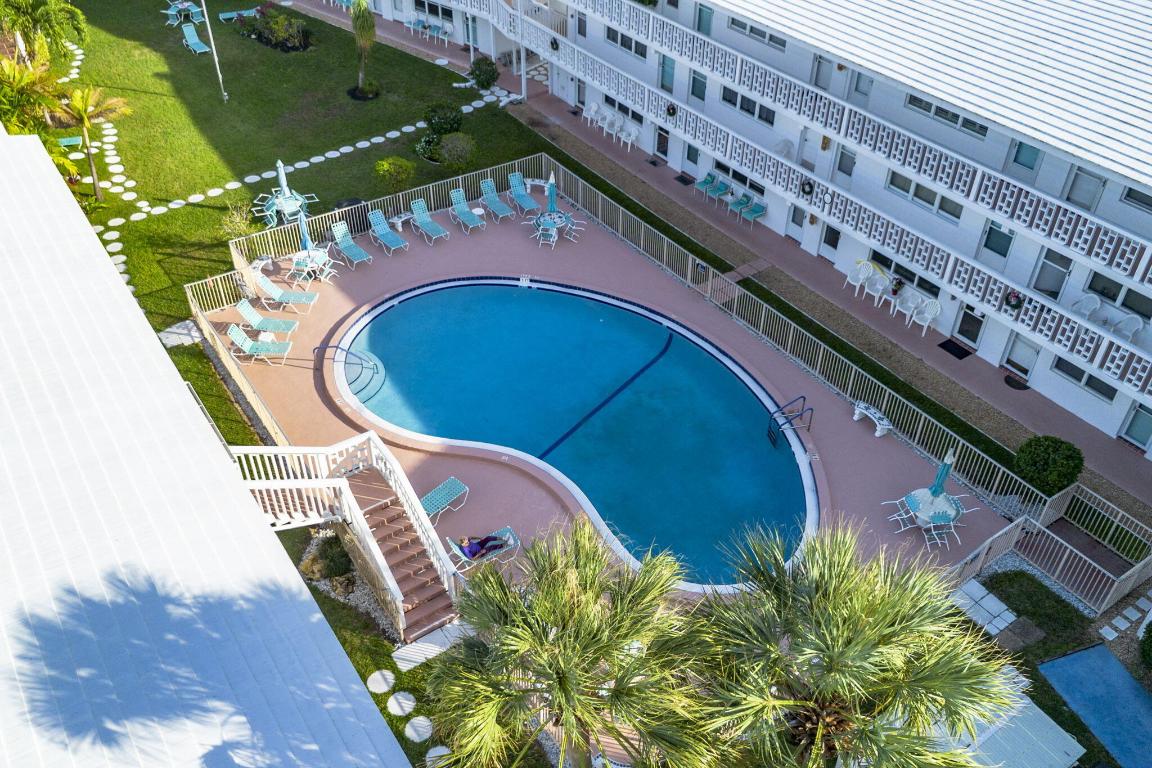 LEISURE BY THE SEA CONDO - Residential