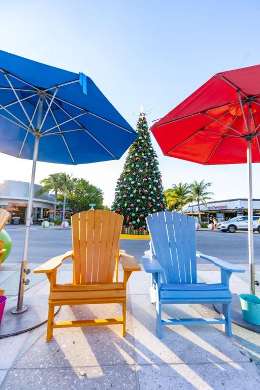 LEISURE BY THE SEA CONDO - Residential