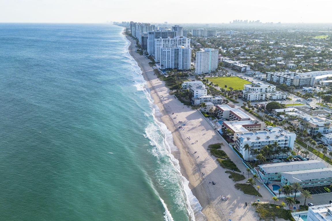 LEISURE BY THE SEA CONDO - Residential