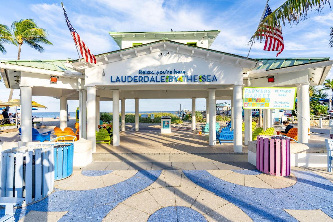 LEISURE BY THE SEA CONDO - Residential