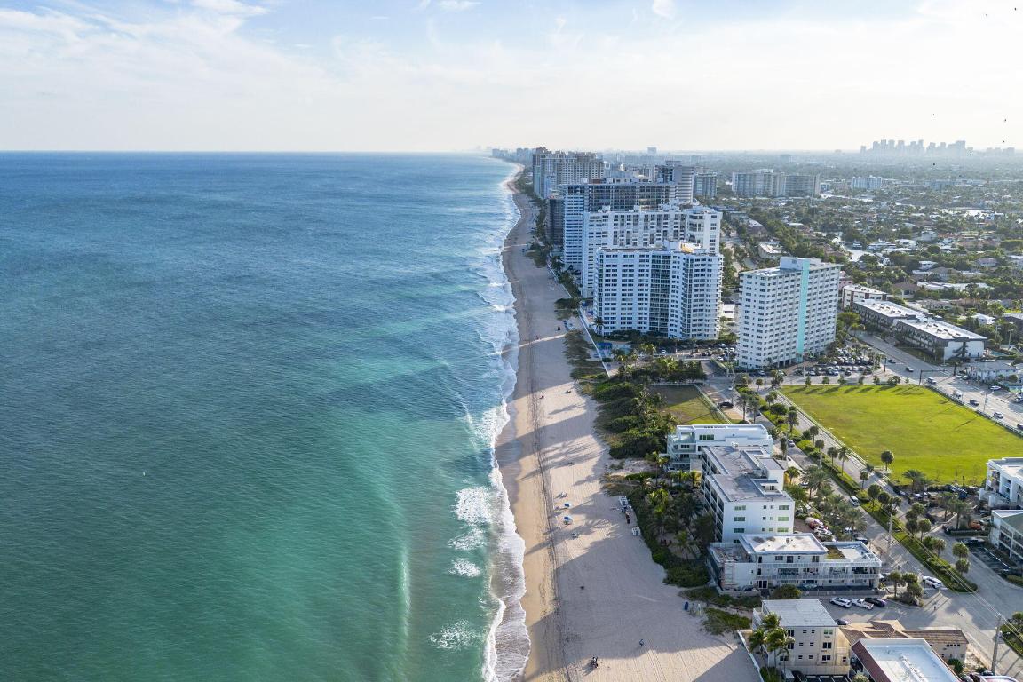 LEISURE BY THE SEA CONDO - Residential