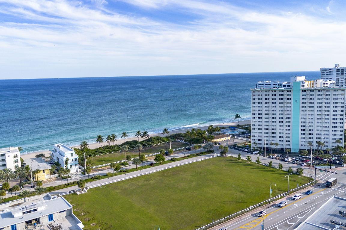 LEISURE BY THE SEA CONDO - Residential