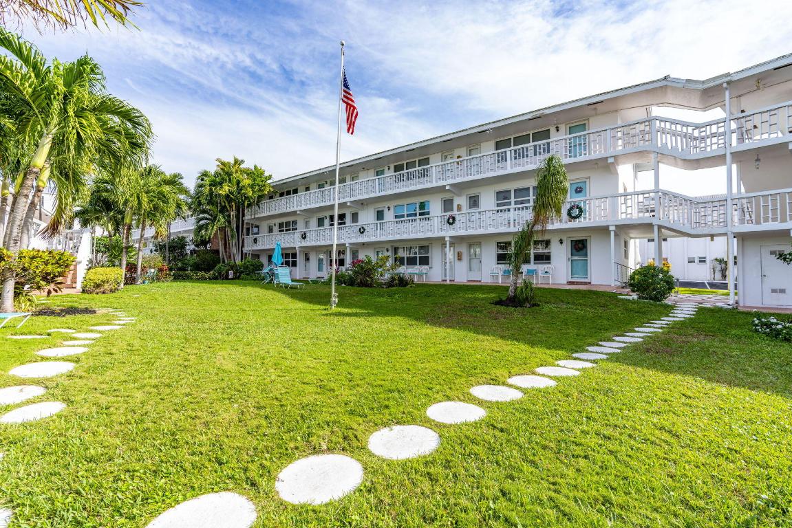 LEISURE BY THE SEA CONDO - Residential