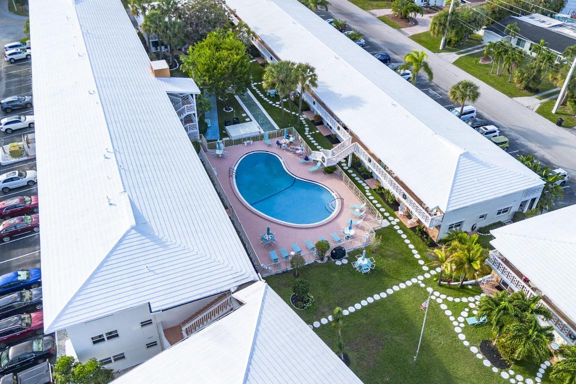 LEISURE BY THE SEA CONDO - Residential