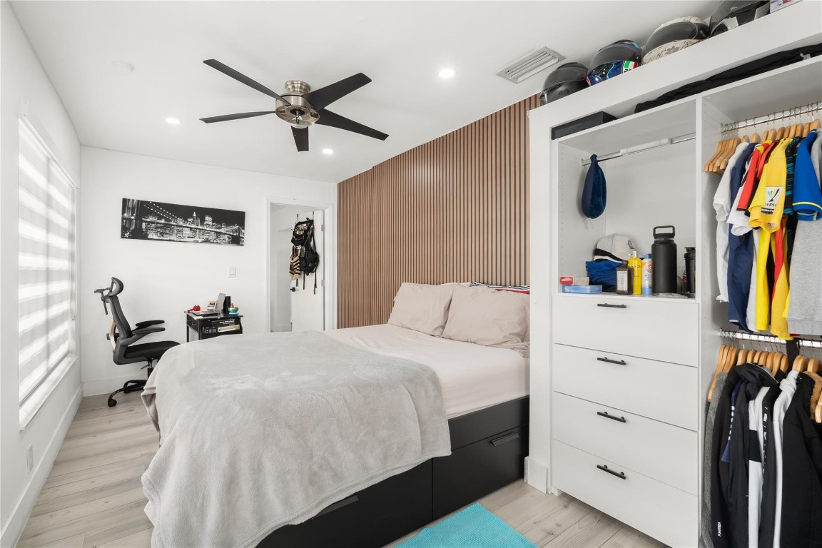 Crystal Lake 4th Sec 66-1 - Residential