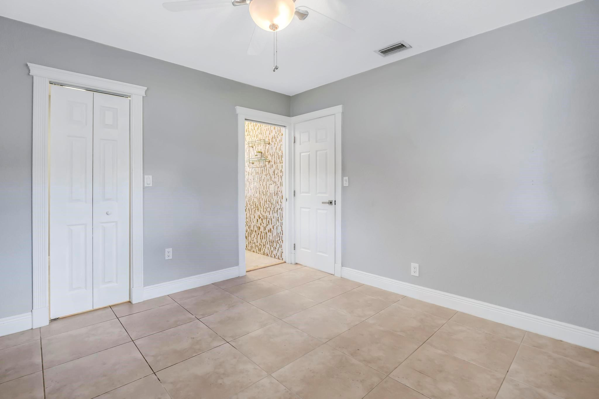 Chambers Sub Sw1/4 1-5b B - Residential Lease