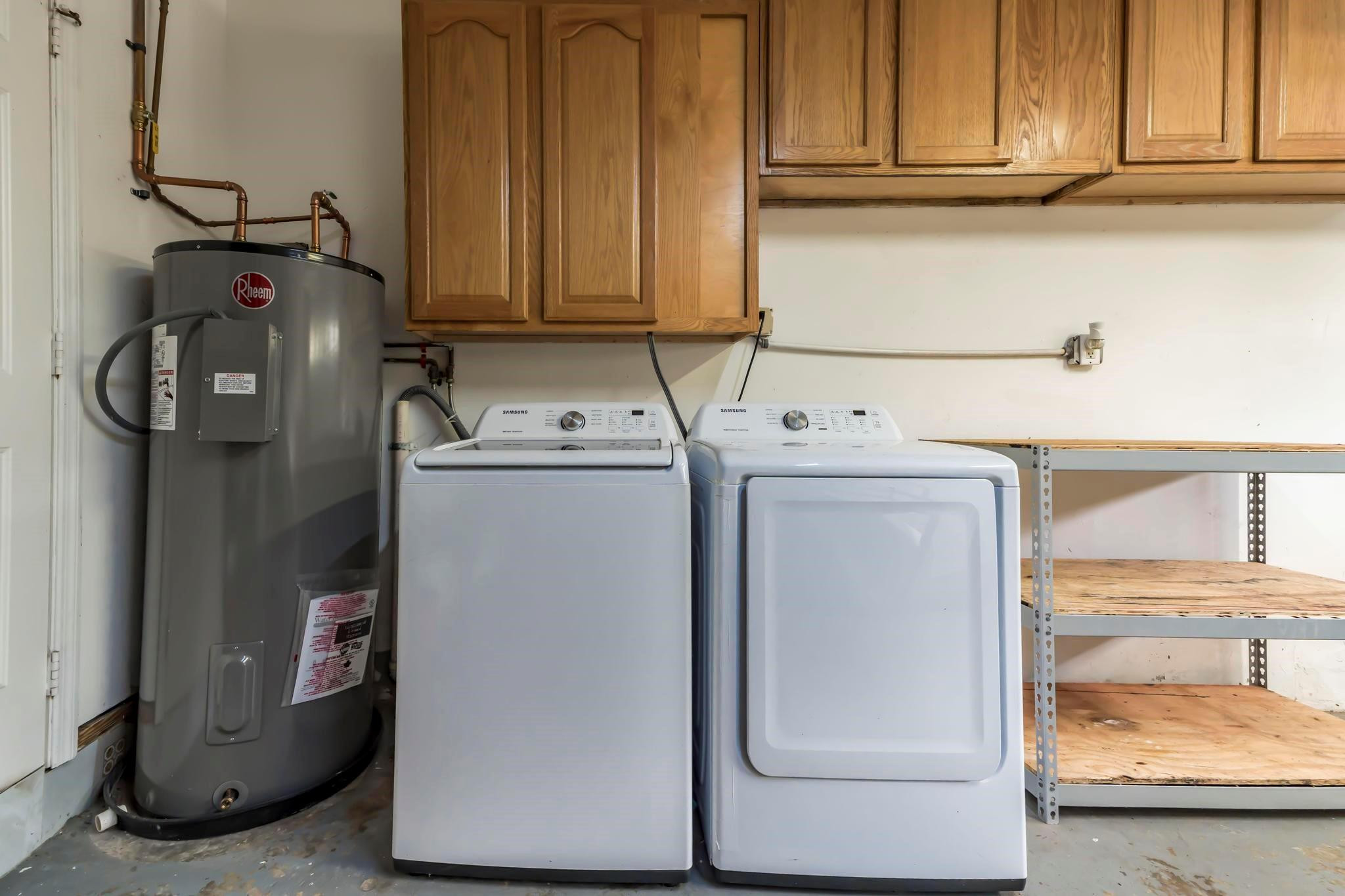 Chambers Sub Sw1/4 1-5b B - Residential Lease