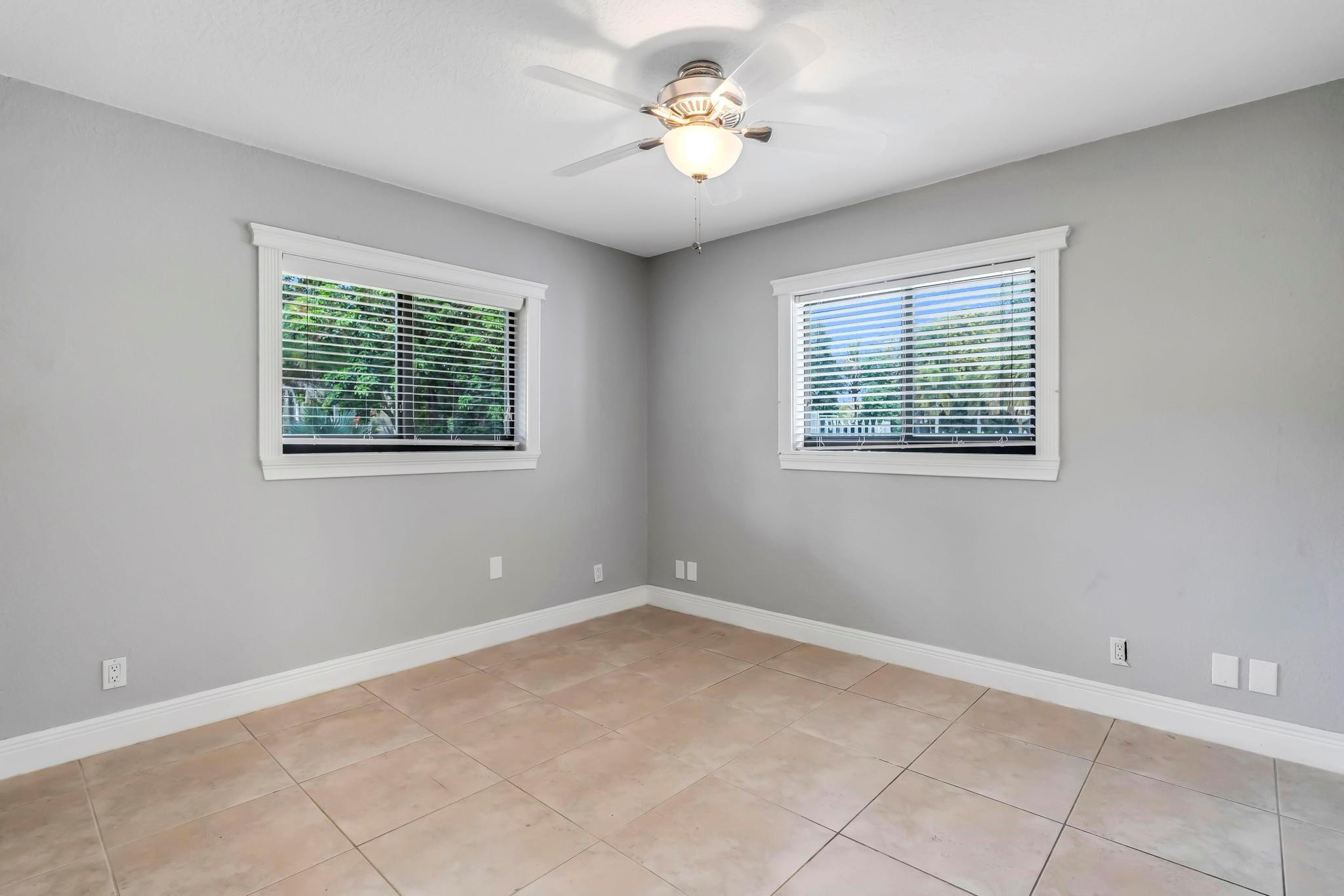 Chambers Sub Sw1/4 1-5b B - Residential Lease