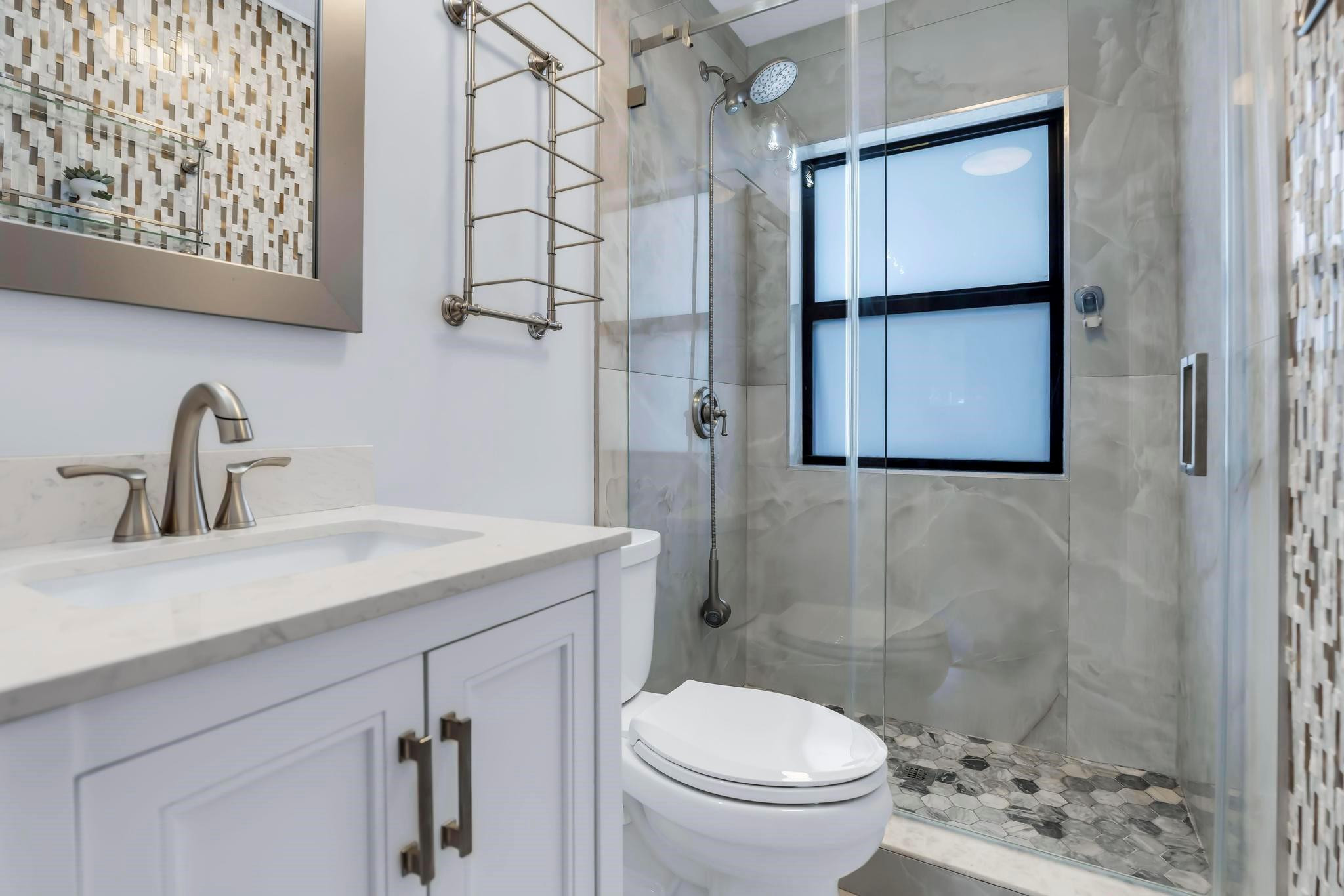 Chambers Sub Sw1/4 1-5b B - Residential Lease